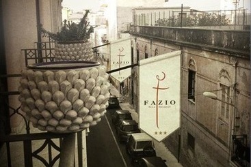 تختخواب و صبحانه Fazio Rooms