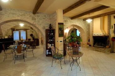 تختخواب و صبحانه La Casa Del Palombaro