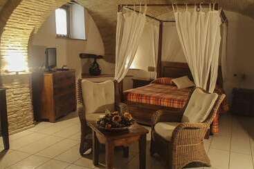 تختخواب و صبحانه La Casa Del Palombaro