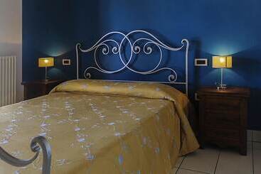 تختخواب و صبحانه La Casa Del Palombaro