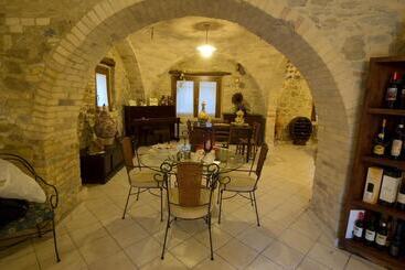 تختخواب و صبحانه La Casa Del Palombaro