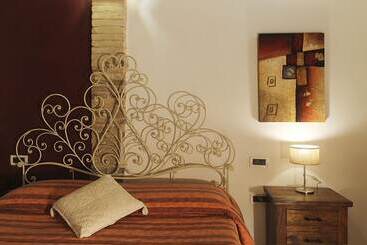 تختخواب و صبحانه La Casa Del Palombaro