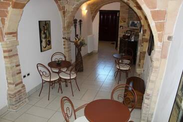 تختخواب و صبحانه La Casa Del Palombaro