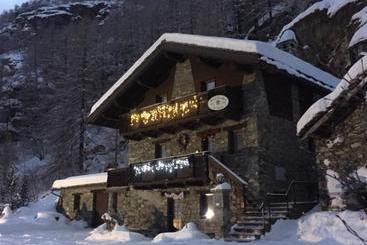 Chalet La Garde