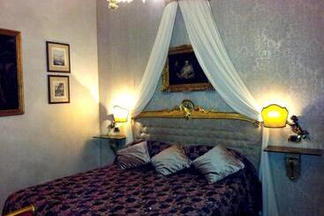تختخواب و صبحانه Villa Sogno Charme E Relax