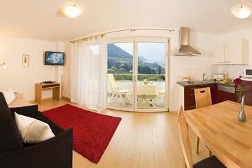 هتل Appartements Graf Hartwig