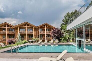 هتل Gasserhof Tradition & Lifestyle