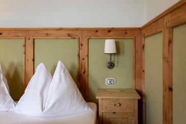 هتل Gasthof Kohlern 1130 M