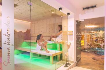 هتل Madonnina Resort And Wellness