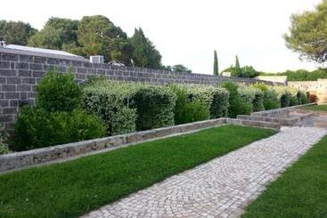 ホテル Relais Reggia Domizia