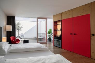 هتل Soley Suites   Adults Only