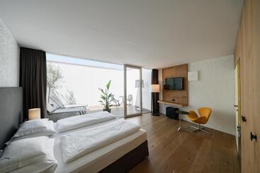 هتل Soley Suites   Adults Only