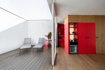 هتل Soley Suites   Adults Only