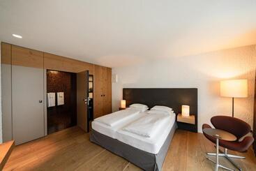 هتل Soley Suites   Adults Only