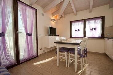اقامتگاه Appartamenti Villa Ancora