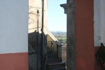 تختخواب و صبحانه La Sosta Nel Borgo