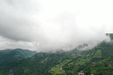 هتل Kinya Bungalov