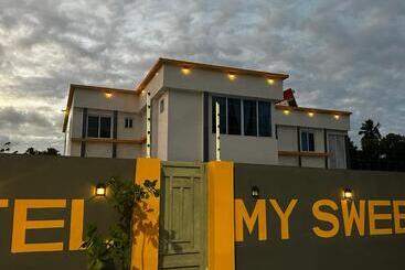 هتل Mi Dulce Amanecer Pyr
