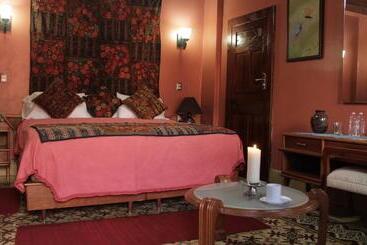 La Casa B & B