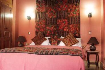 La Casa B & B