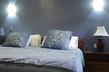 La Casa B & B