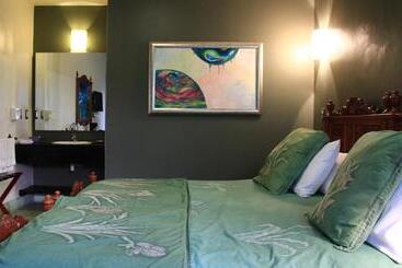 La Casa B & B