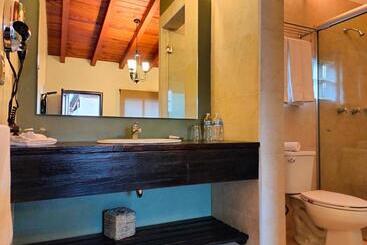 La Casa B & B