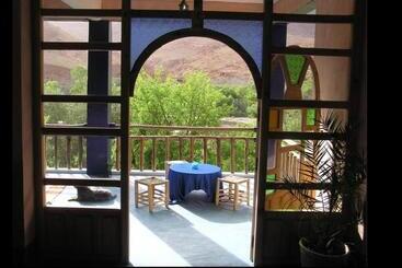 پانسیون Guest House Amande