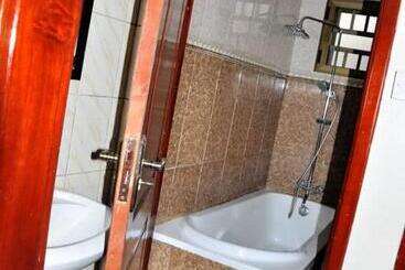 پانسیون Kisoro Homely Suites