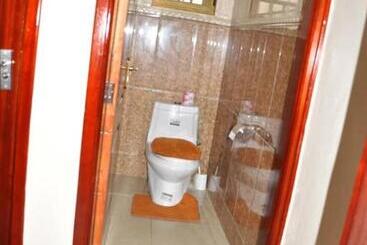 پانسیون Kisoro Homely Suites