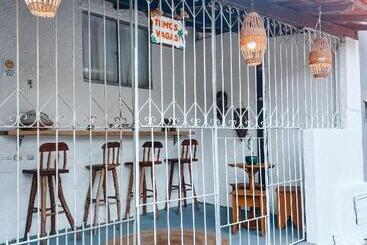تختخواب و صبحانه Casa Caju Arraial