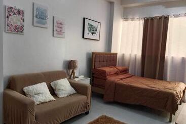 Cozy Studio Unit In A Condominium