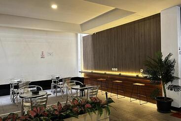 هتل Good Day Inn