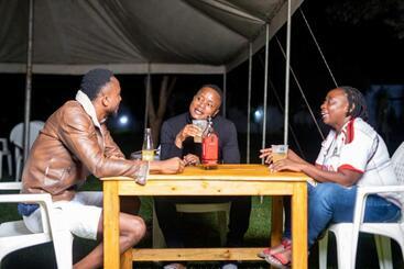 هتل Moments Lodge