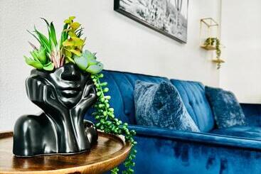 هتل Stylish Hollywood Blvd. W/ Free Parking