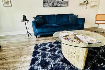 هتل Stylish Hollywood Blvd. W/ Free Parking