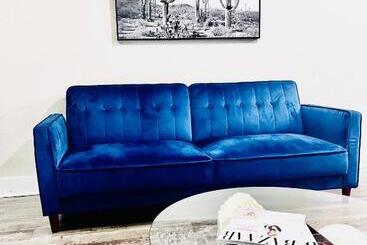 هتل Stylish Hollywood Blvd. W/ Free Parking