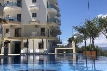 Sea La Vie By Hotel Anna