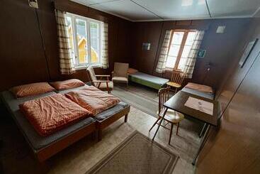 Stamsund Hostel
