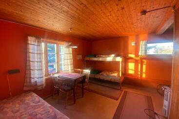 Stamsund Hostel
