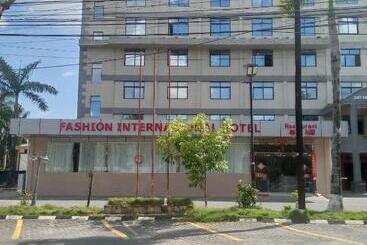 هتل Fashion International