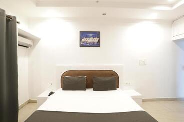 酒店 Hi5 Stay Near Care Hospital By Morservices
