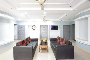酒店 Hi5 Stay Near Care Hospital By Morservices