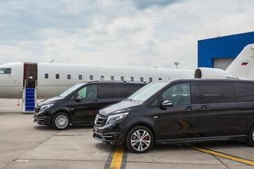 هتل Lotus Airport