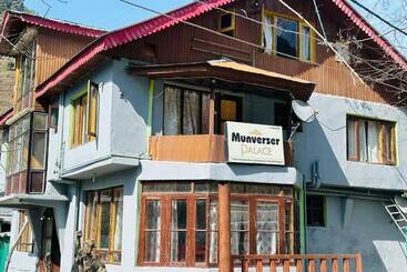 هتل Munverser Palace