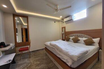هتل Anjani Suite
