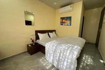 هتل Grand Villa