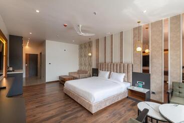 ホテル The Chail Resort, Chail