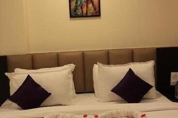 هتل Balaji Gold Inn