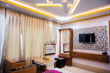 هتل Country Inn